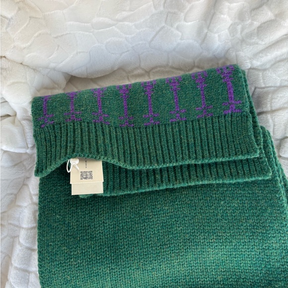 Tory Burch Merino Fair Isle Collection Scarf, Mittens & Hat Dark Ceramic Green - Picture 14 of 16